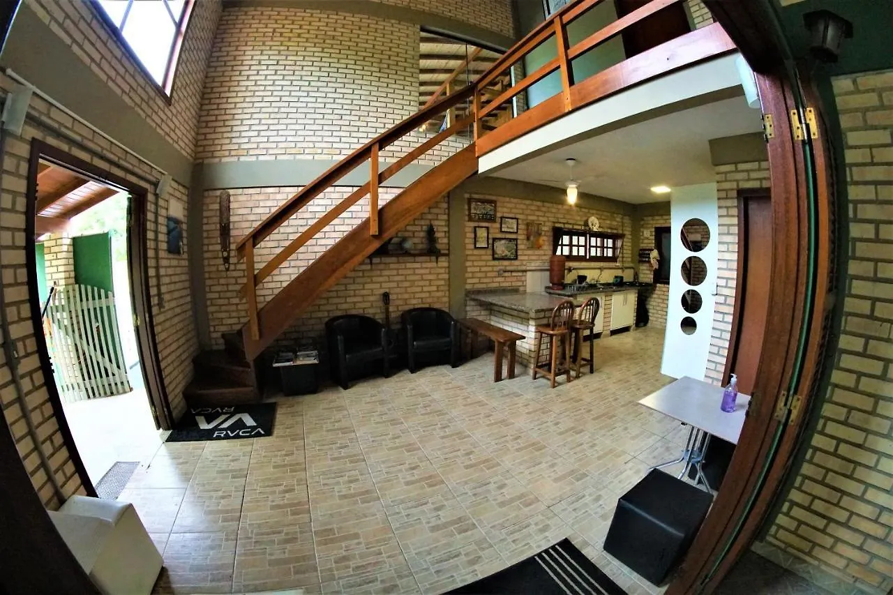ホテルSurf Skate Konig House フロリアノポリス ゲストハウス
